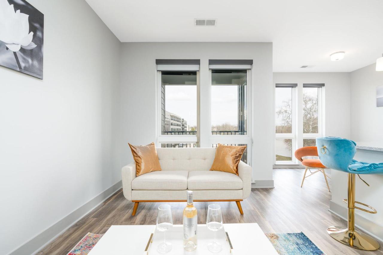 Stylish 1Br Apartment With View Индианаполис Экстерьер фото